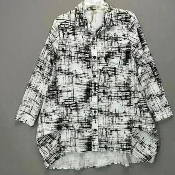 COMFY USA BUTTON FRONT TUNIC SZ S OVERSIZED BLACK WHITE PRINT COTTON BLEND - Picture 1 of 6